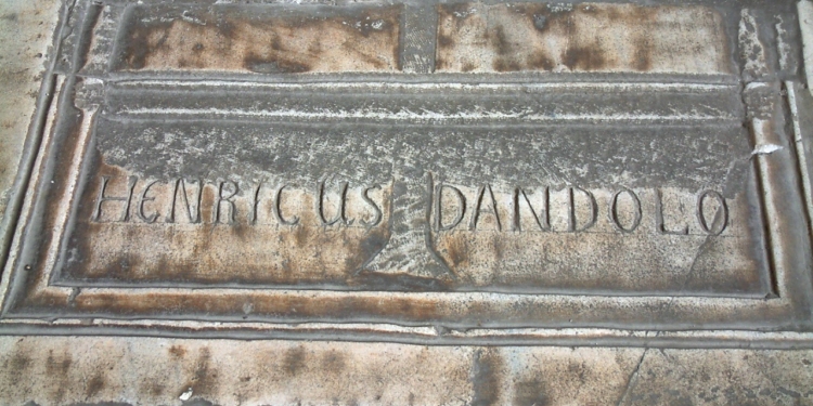 Santa Sofia, il sepolcro del Doge finisce in moschea e l’Italia tace
