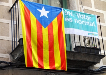 Il Belgio rifiuta di consegnare alla Spagna il catalano Puig: lì non sarebbe presunto innocente