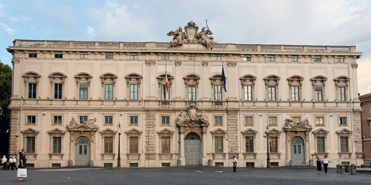 Covid, autonomie regionali K.O. La Corte Costituzionale sospende la legge della Val d’Aosta