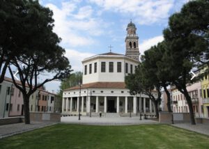 Chiesa del Soccorso detta La Rotonda dove oggi troviamo la lapide funebre (Foto Wikipedia)