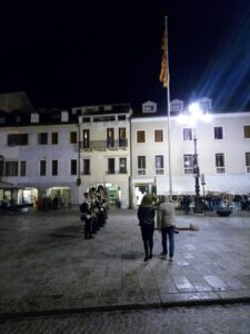 Nel maggio del 2017 dopo 220 anni viene issata in Piazza Grande a Rovigo il Vessillo Marciano in presenza delle autorità Comunali e al 16 Reggimento Treviso (foto autore)