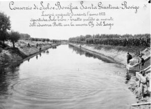 Pulizia dello Scolo Tron in località Bottibarbarighe anno 1922 (foto Consorzio di Bonica)