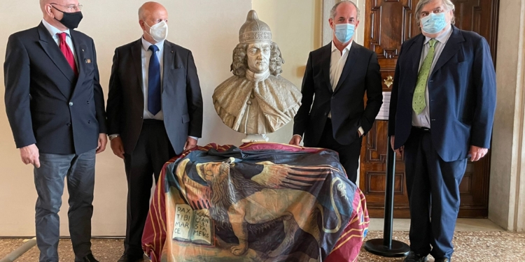 Restituito a Venezia dopo secoli il busto del Doge Giovanni II Corner. Il grazie di Zaia