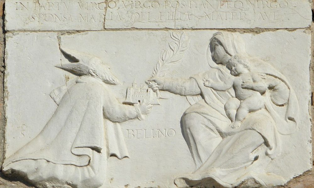 Lapide ritraente San Bellino su Palazzo Roverella a Rovigo (foto web)