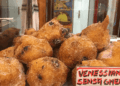 Carnevale: ecco le vere fritole veneziane, con tanto di doppio senso