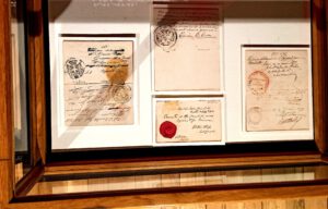 Serie di documenti e passaporti del Miani. (Foto autore)
