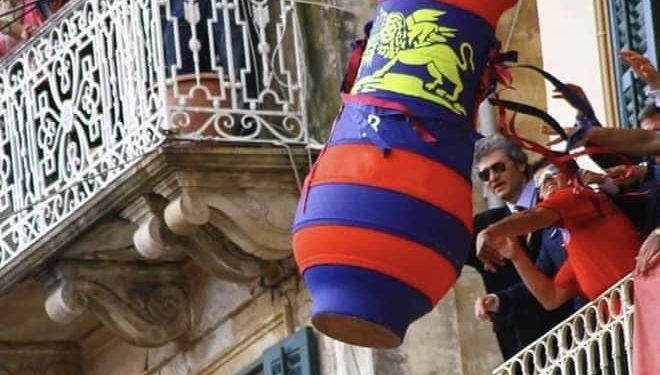 Corfù, il Sabato Santo e la Repubblica Settinsulare