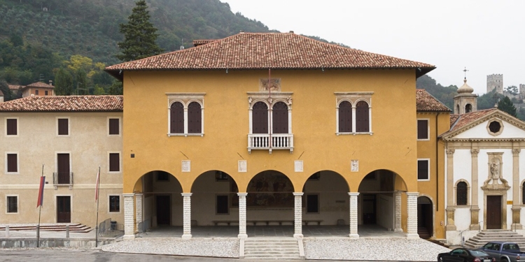 Vietato criticare la Grande Guerra: il Comune di Vittorio Veneto revoca la sala