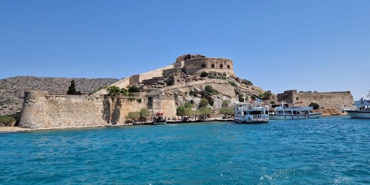 Spinalonga (Candia/Creta), maestosa, affascinante, solitaria fortezza del Leone