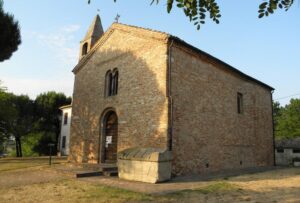 La piccola chiesetta di San Basilio (foto web)